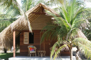 Sri Lanka - Kalpytia - Palagama beach -wooden cabanas